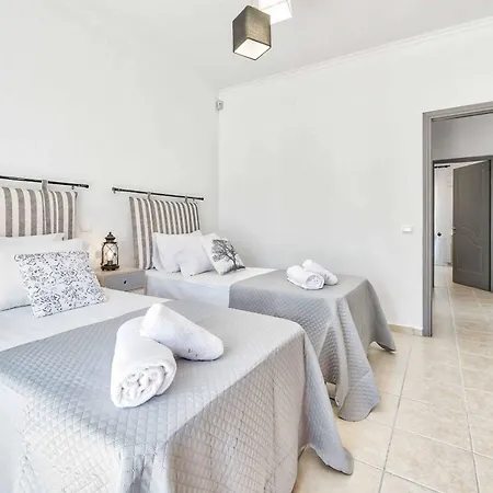 Oliveto Villa Plános